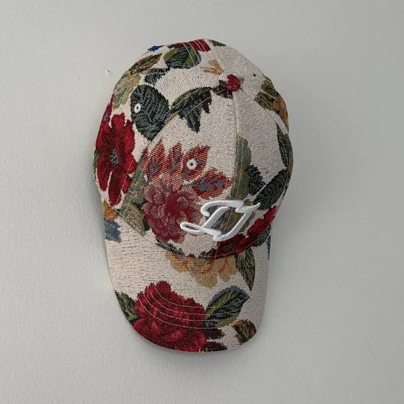 ADER Error Hat - Picture 2 of 6